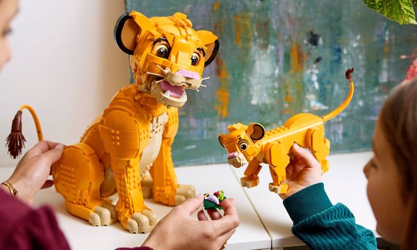 Câștigă un set LEGO Disney Simba, Regele Leu