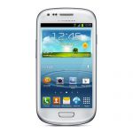 Castiga un smartphone Samsung Galaxy S III Mini